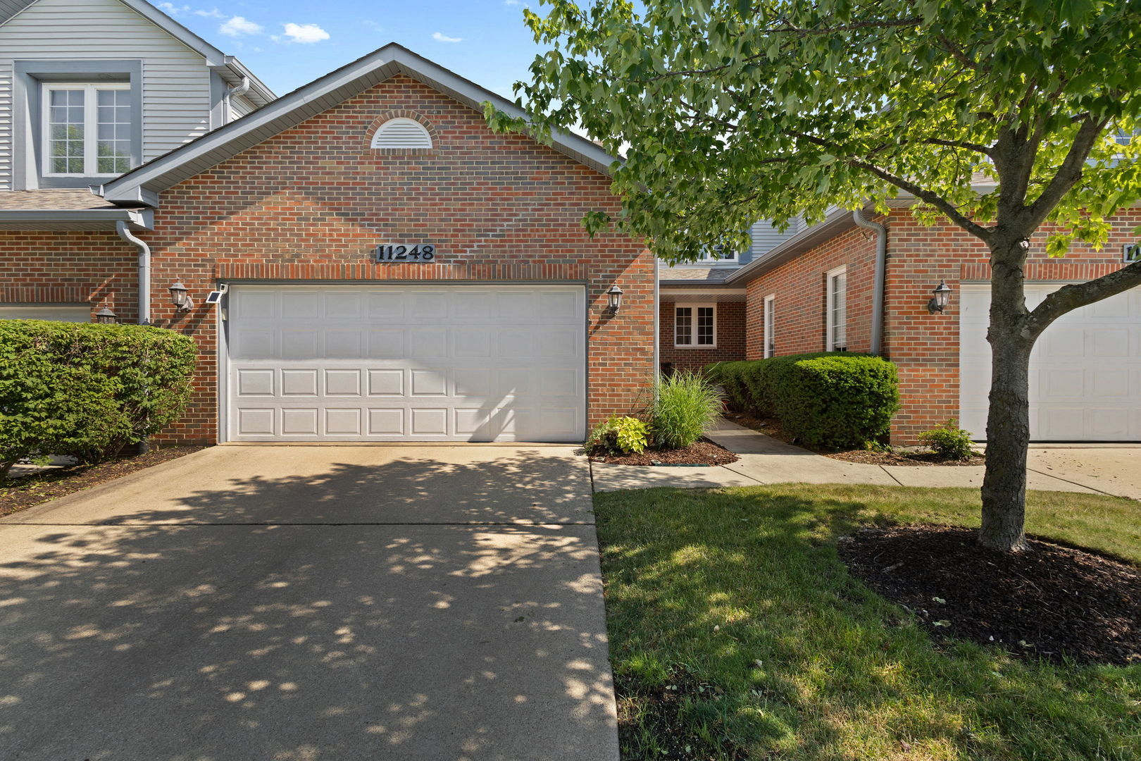 Property Photo: 11248 Melrose Court IL 60467