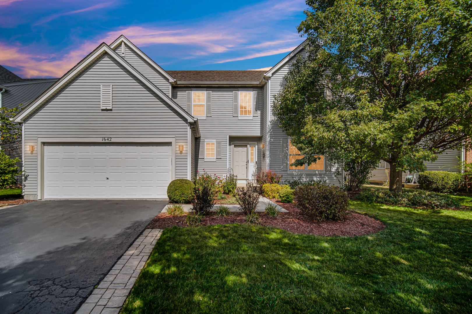 Property Photo: 1642 Aster Drive IL 60446