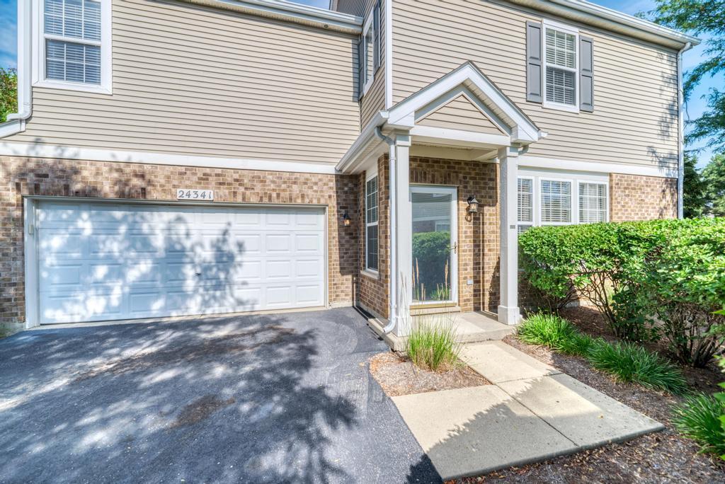 Property Photo: 24341 Leski Lane IL 60585