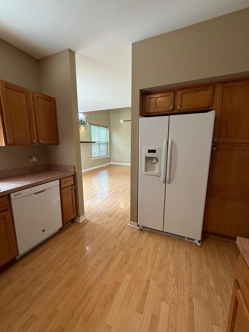 Property Photo:  2376 Sunrise Court  IL 60503 