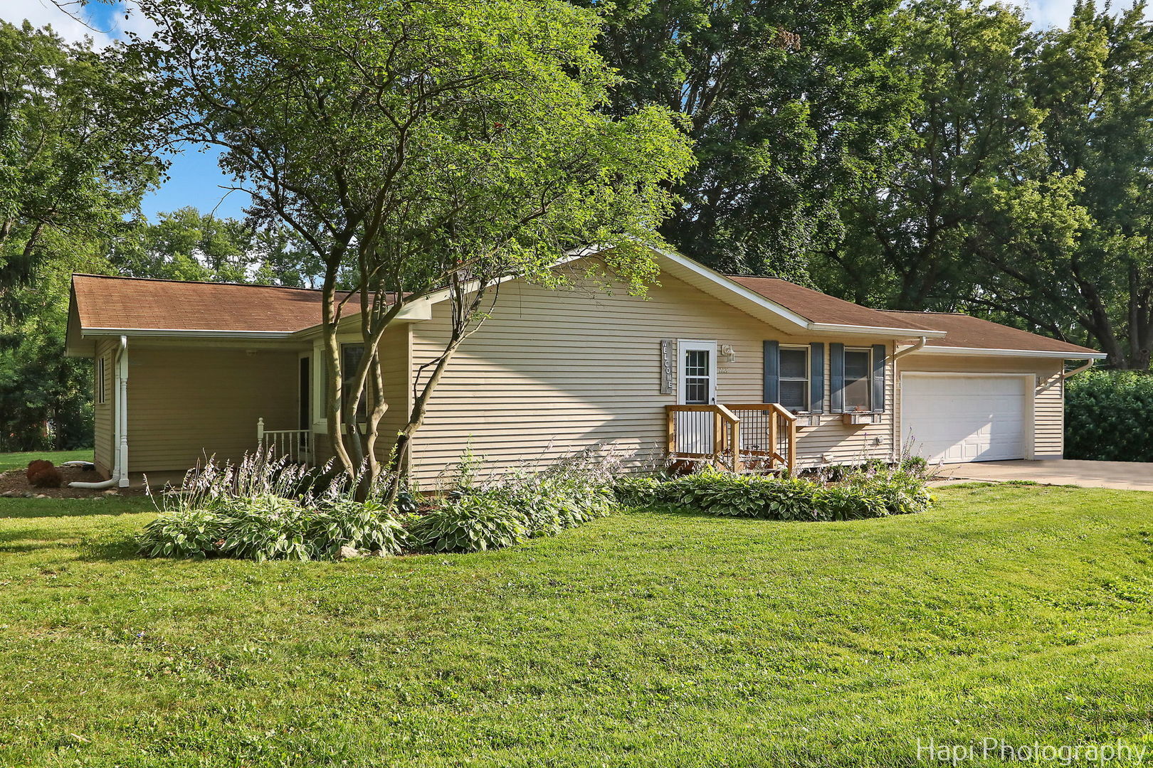 Property Photo: 7101 Hiawatha Drive IL 60097