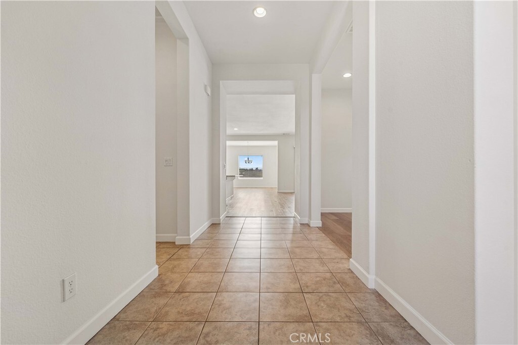 Property Photo:  11210 River Run Street  CA 92308 