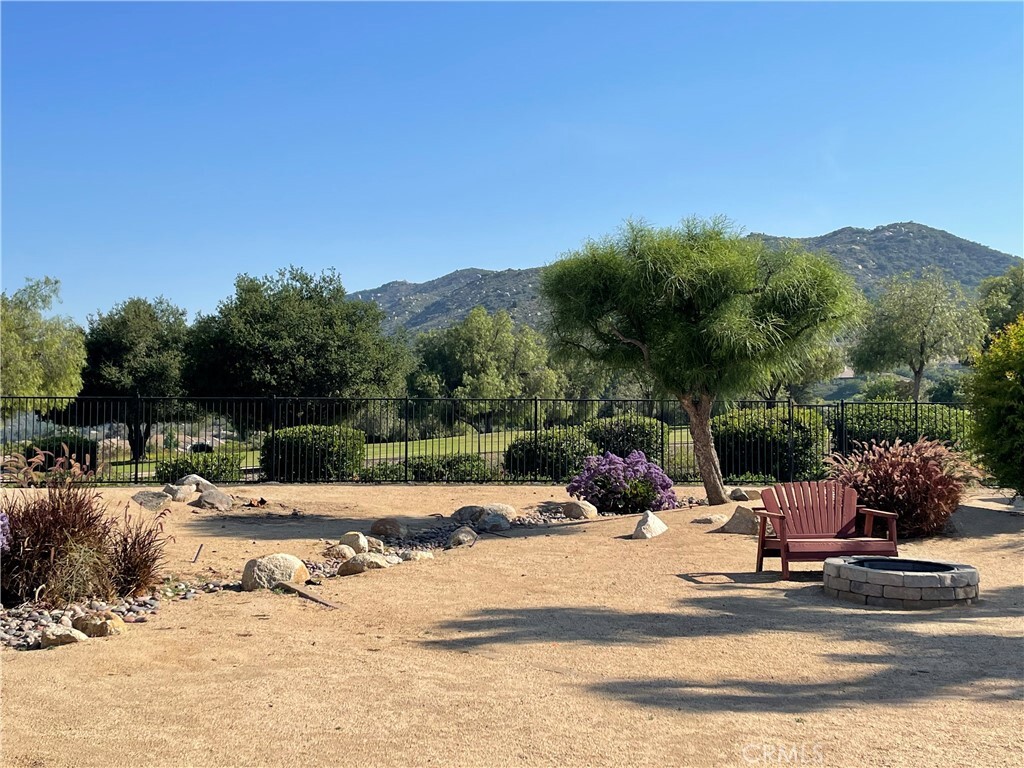 Property Photo: 42730 Settlers Ridge CA 92562