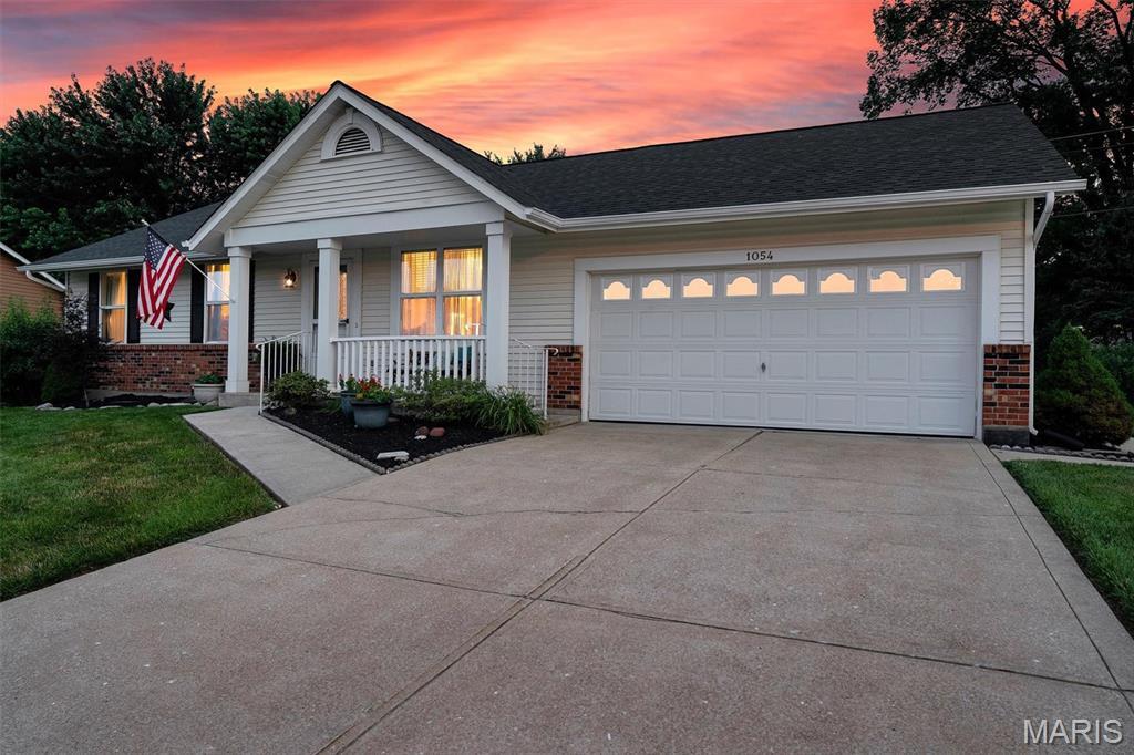 Property Photo: 1054 Fawn Ridge Drive MO 63366