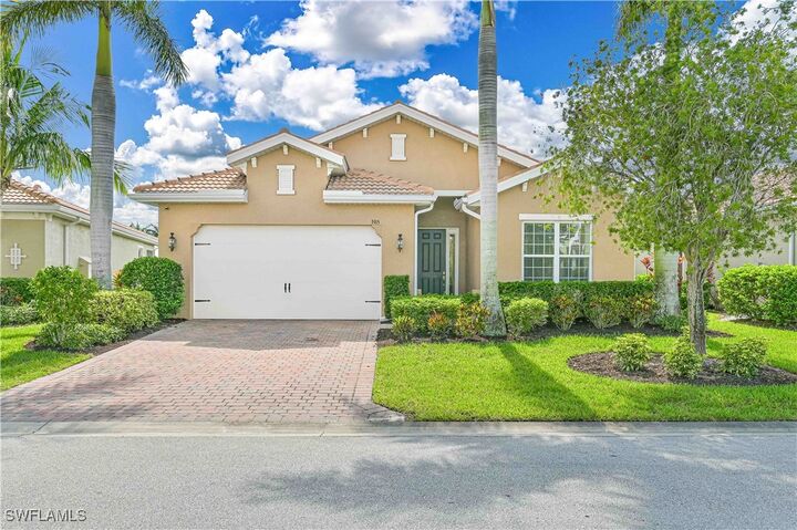 3915 King Williams Street  Fort Myers FL 33916 photo