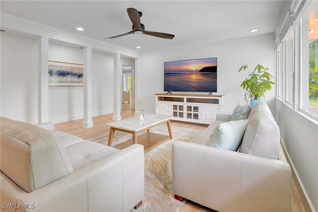 Property Photo: 9806 Delaware Street FL 34135