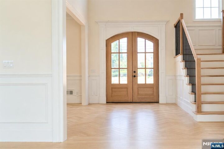 Property Photo:  263 Arbor Road  NJ 07417 