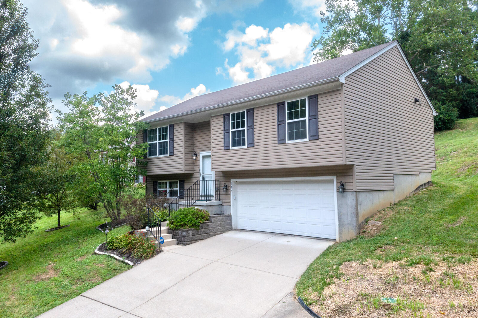 Property Photo: 126 Independence Station Road KY 41051