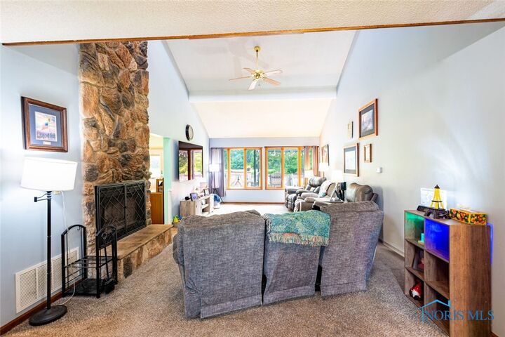Property Photo:  222 Lakeview Drive  OH 43506 