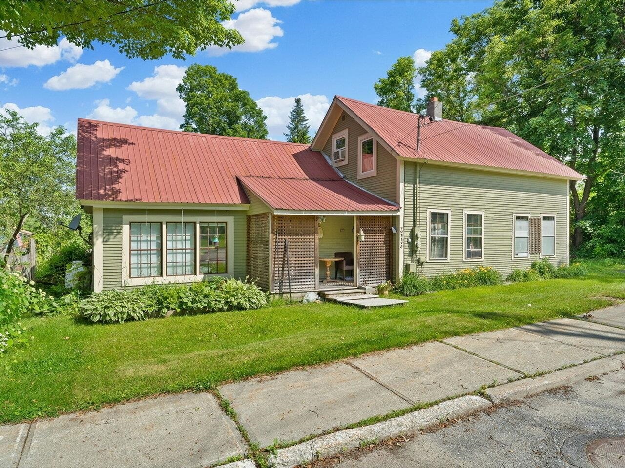 Property Photo:  12 Batchelder Street  VT 05676 