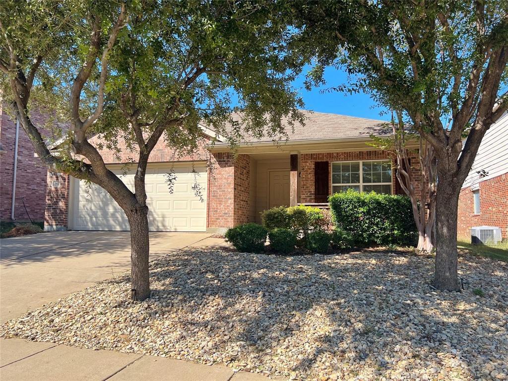 Property Photo: 12536 Panorama Drive TX 76028