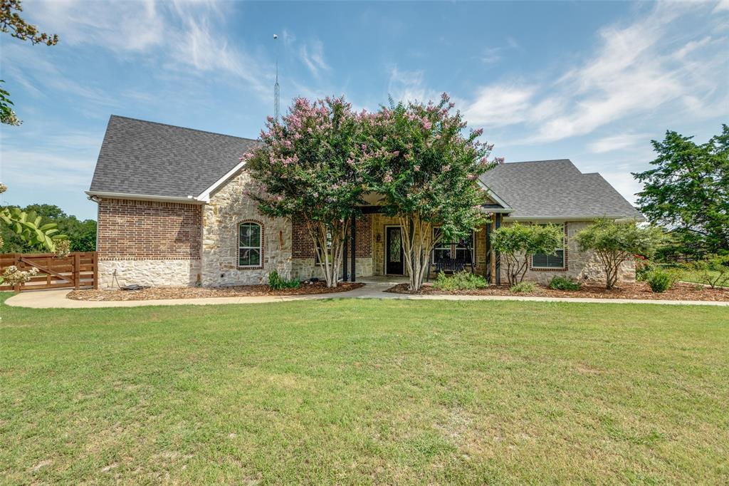 Property Photo: 1661 Road Runner Road TX 75409