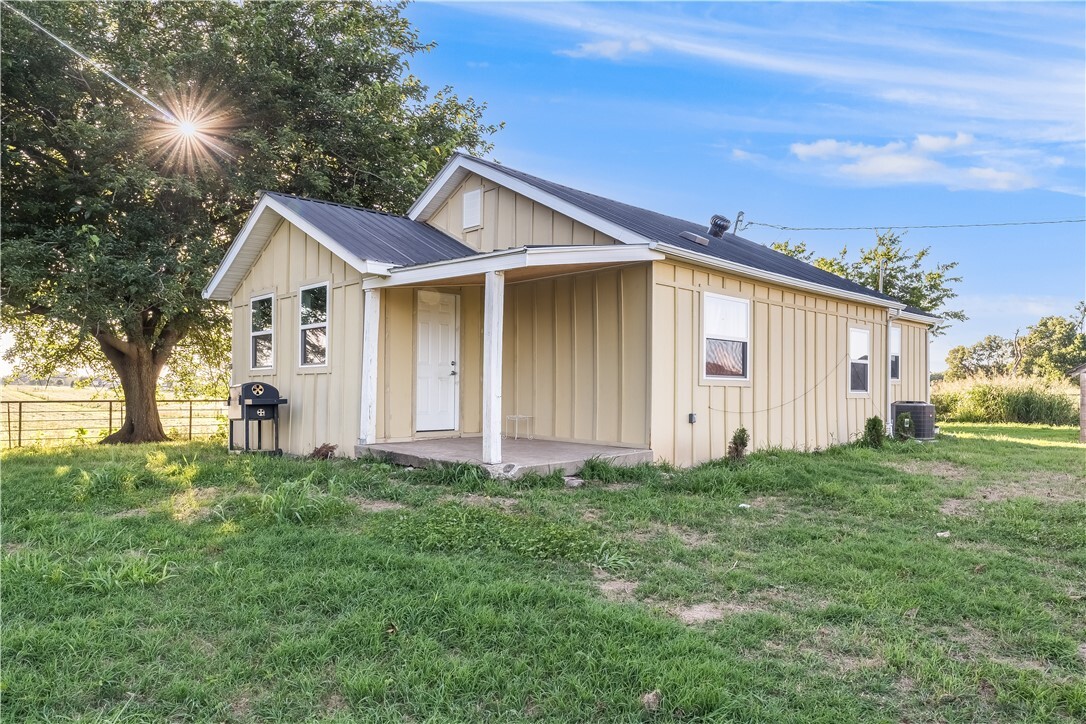 23622 Ballard Creek Road  Summers AR 72769 photo