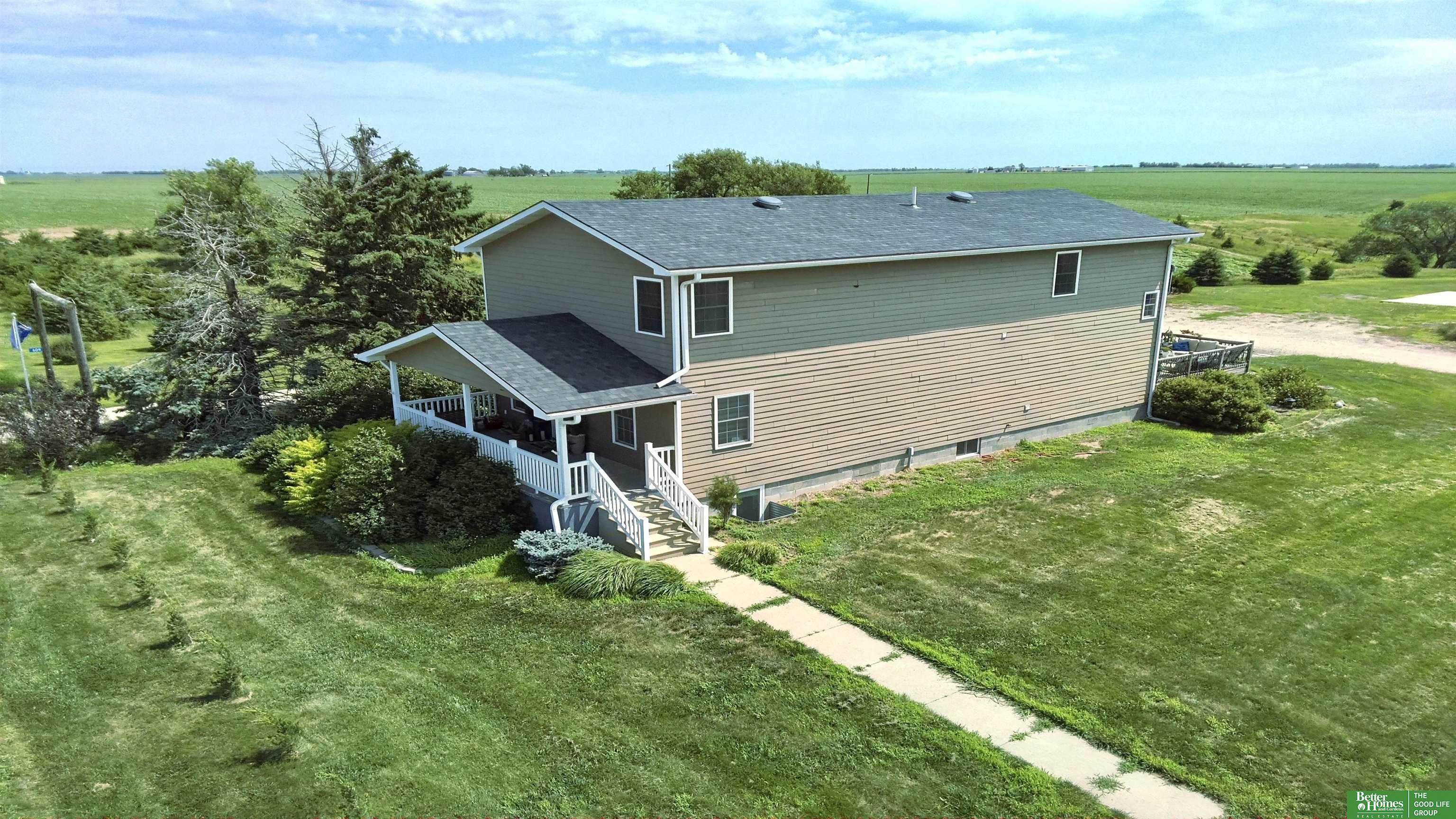 Property Photo: 609 Road P Road NE 68467