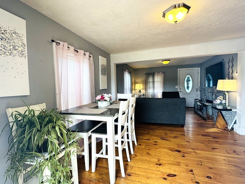 Property Photo:  48 Ray Ave  MA 01420 
