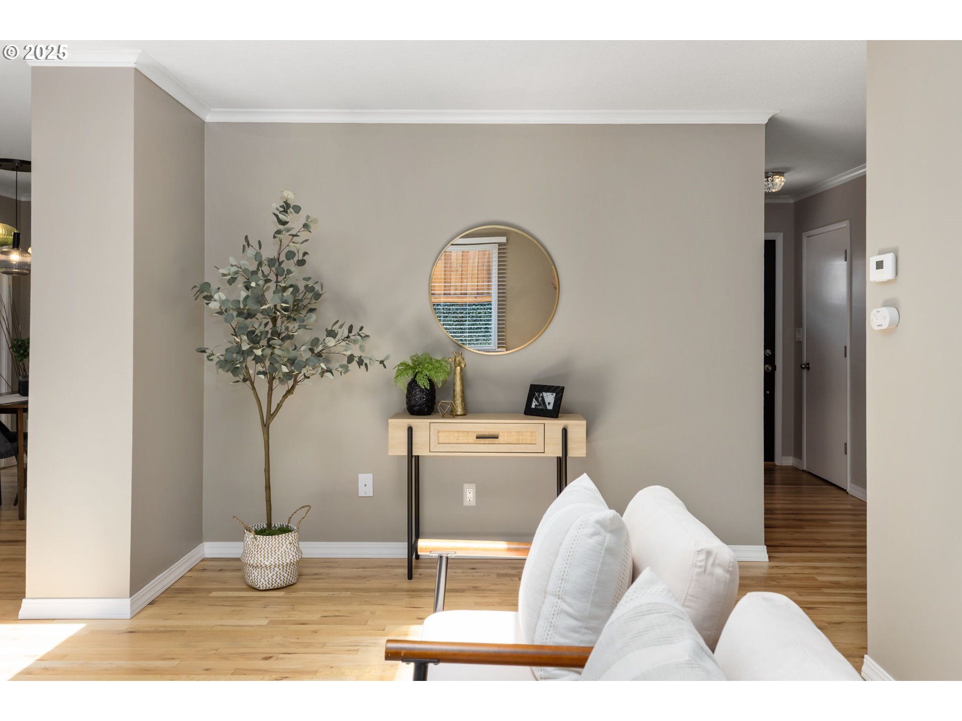 Property Photo: 1042 Yates St OR 97034