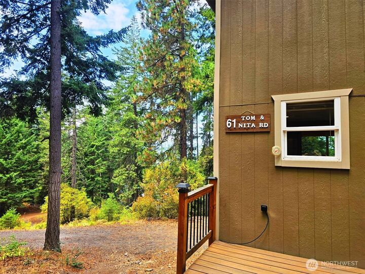 Property Photo: 61 Tom And Nita Road WA 98922