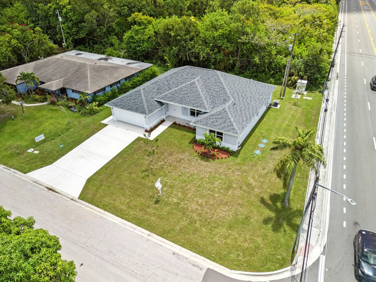 Property Photo:  2624 Newport Drive  FL 34982 