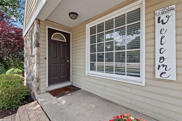 Property Photo: 1828 W 12 Mile Road MI 48073