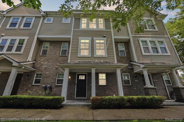 1051 N Sherman Drive B19  Royal Oak MI 48067 photo