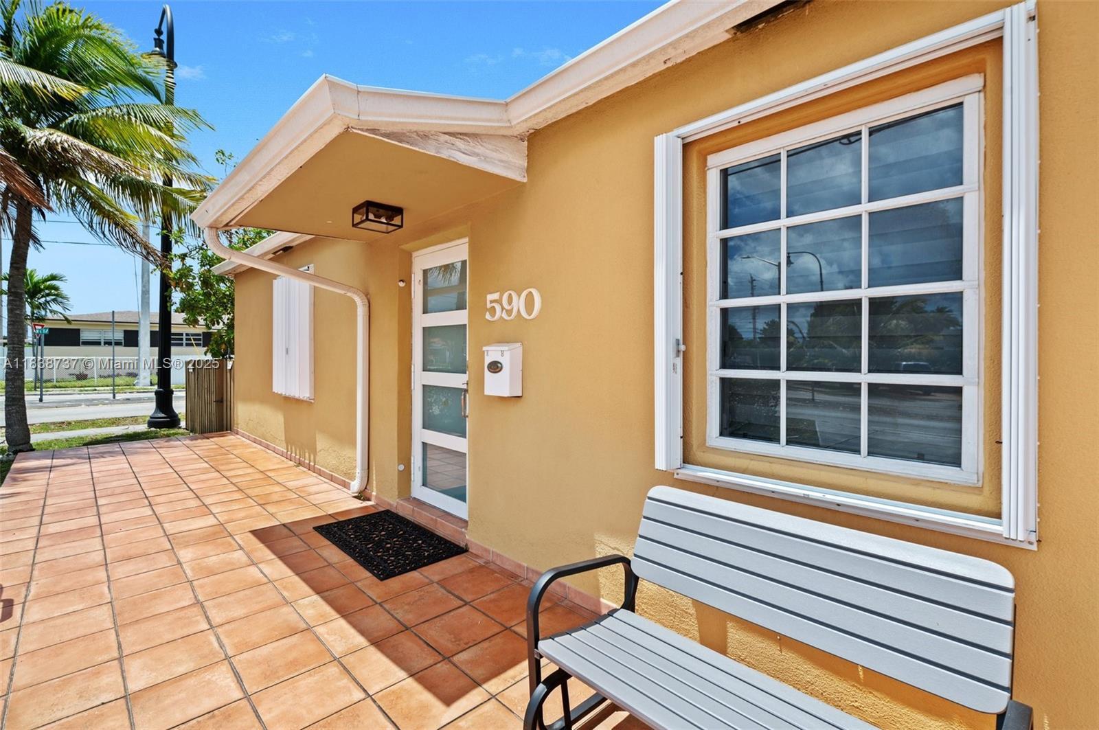 Property Photo: 590 SW 62nd Ave FL 33144