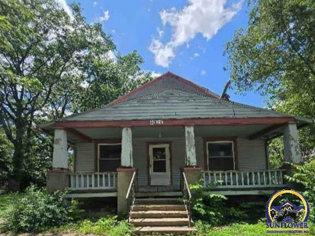 Property Photo: 1311 NW Eugene St KS 66608