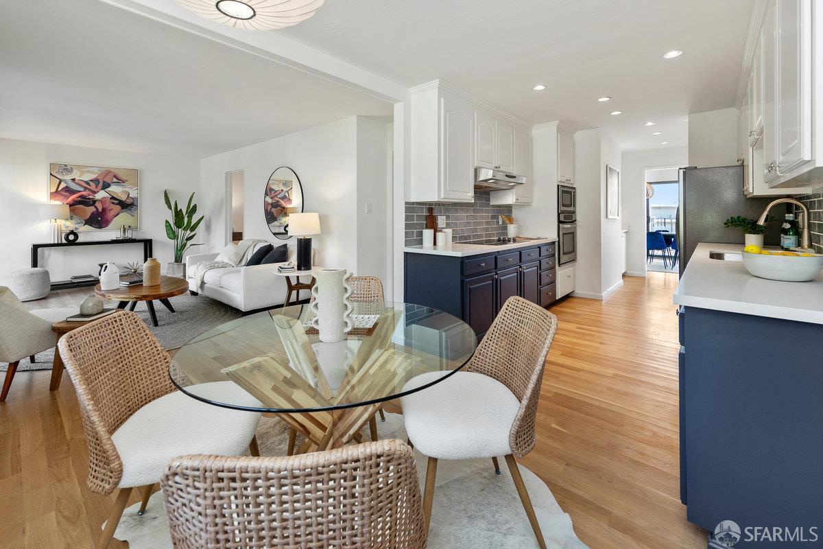 861 Lawton Street  San Francisco CA 94122 photo