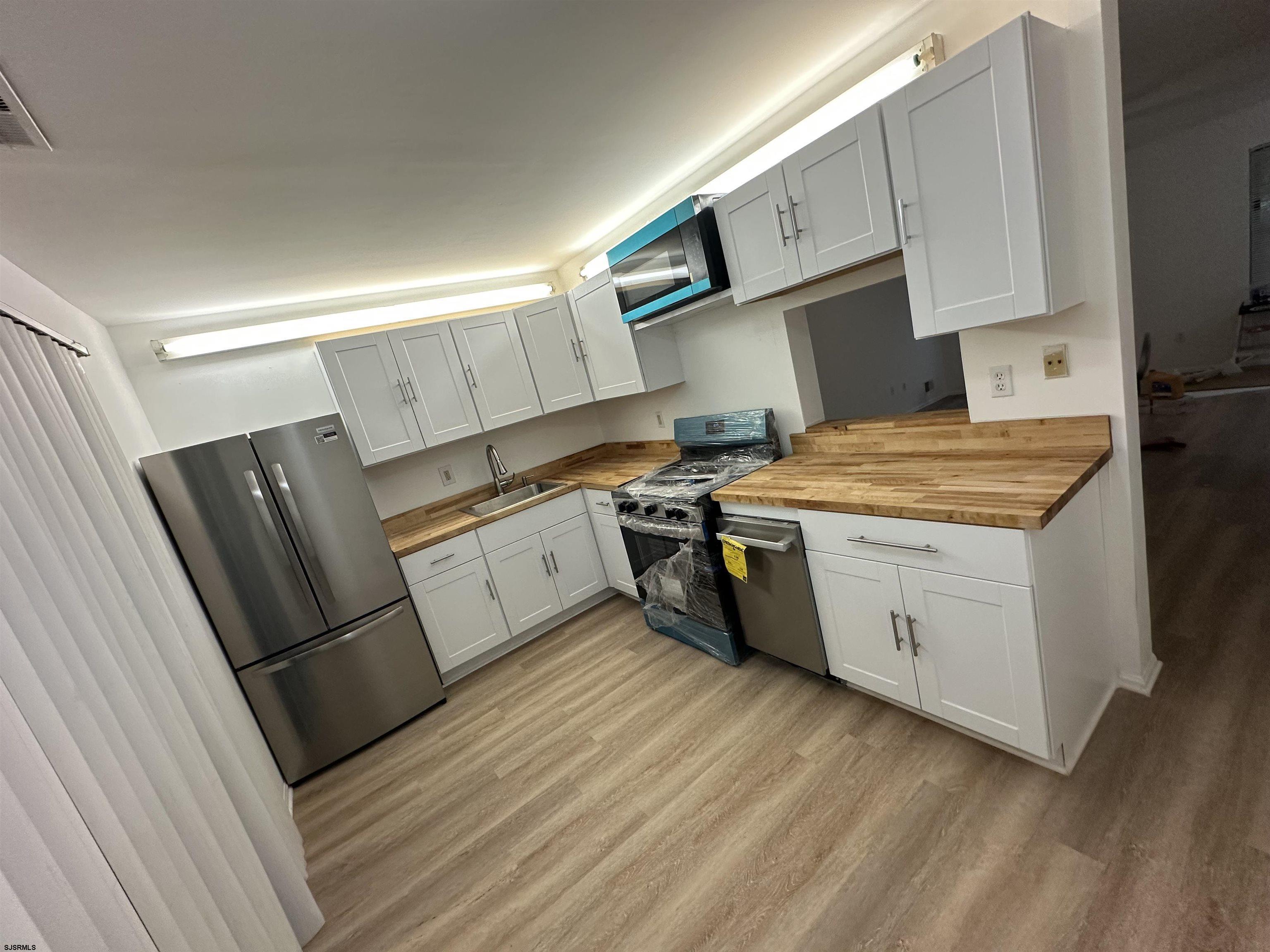 Property Photo: 265 Mattix Run 265 NJ 08205