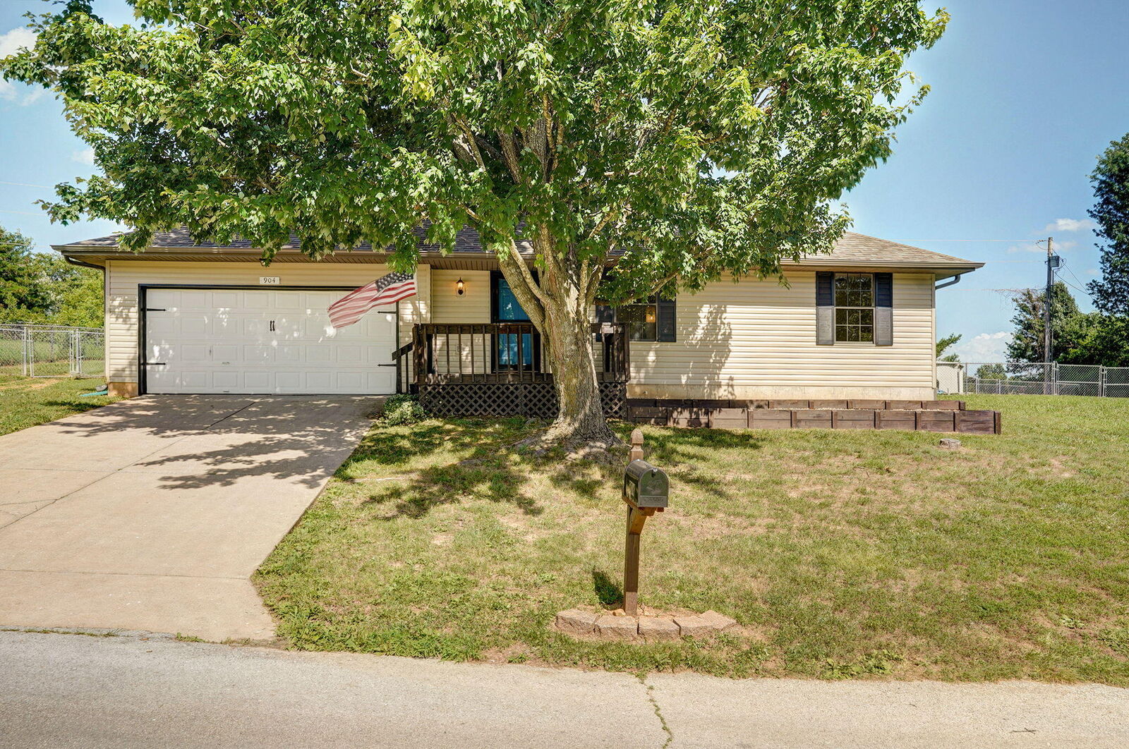 Property Photo:  904 N 41st Street  MO 65714 