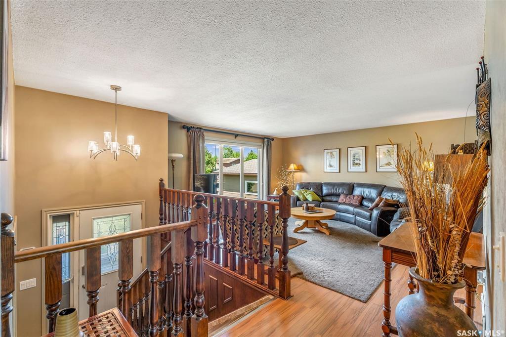 Property Photo:  3056 Bliss Crescent  SK S6V 7N3 