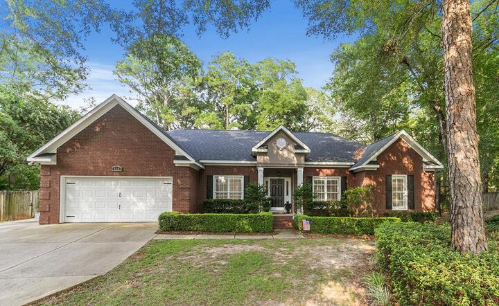 Property Photo:  108 Mulberry Ct.  AL 36303 