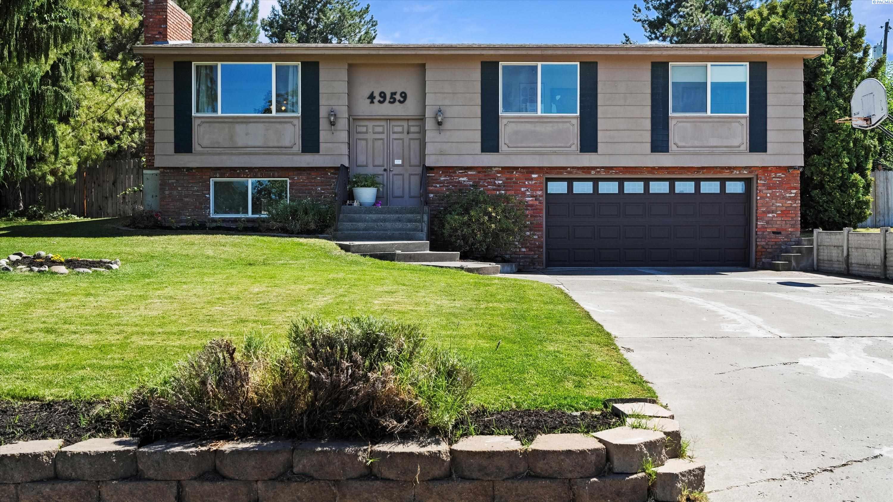 Property Photo: 4959 W Skagit Ave WA 99336