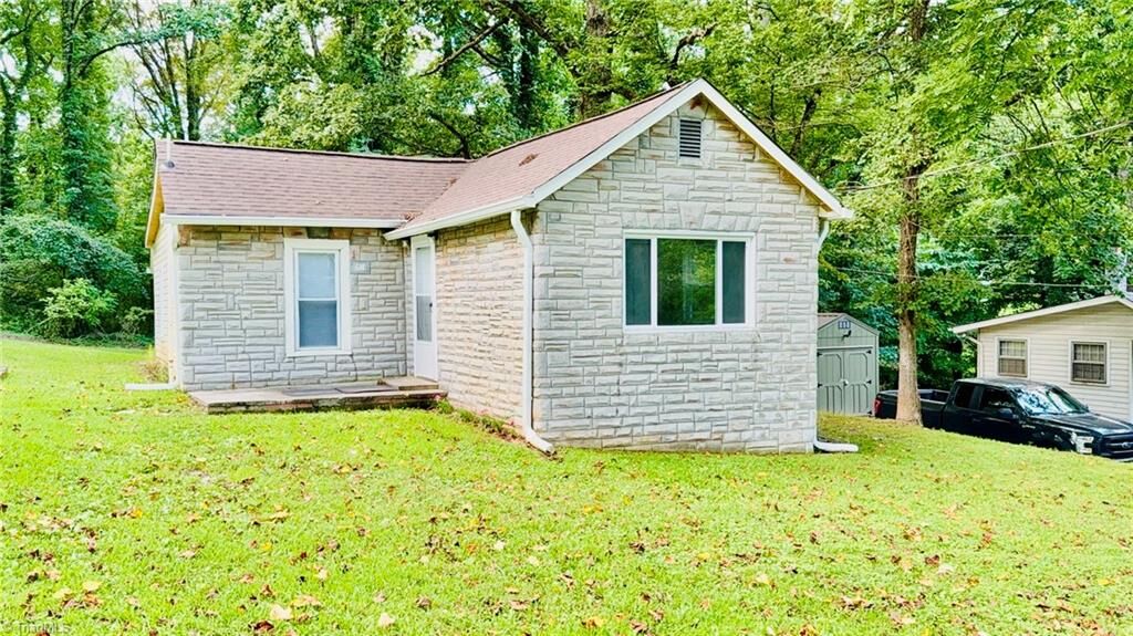 Property Photo: 518 Efird Street NC 27105