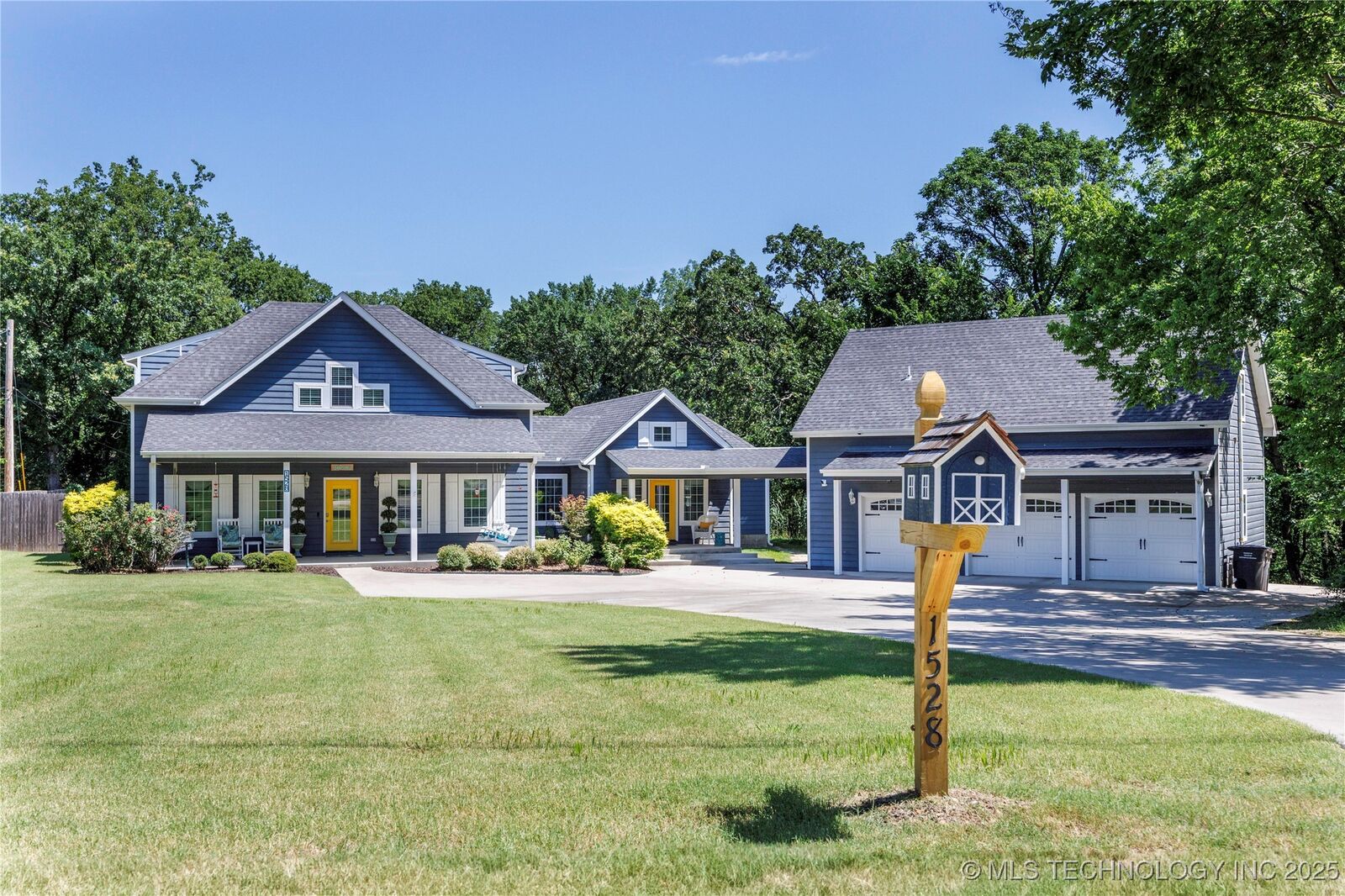 Property Photo:  1528 Smysor Drive  OK 74006 