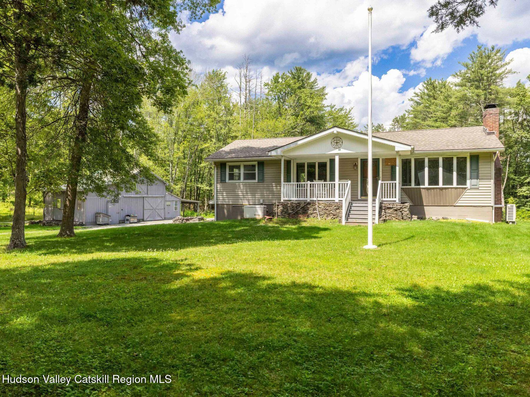 Property Photo: 916 Zena NY 12498