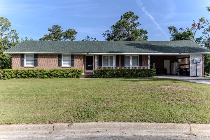 Property Photo:  4006 Mulberry Place  GA 31605 