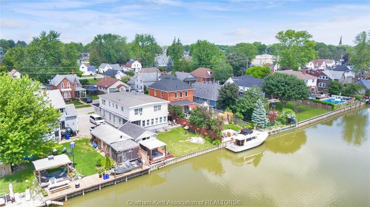 Photo de la propriété: 1039 James Street ON N8A 2P9