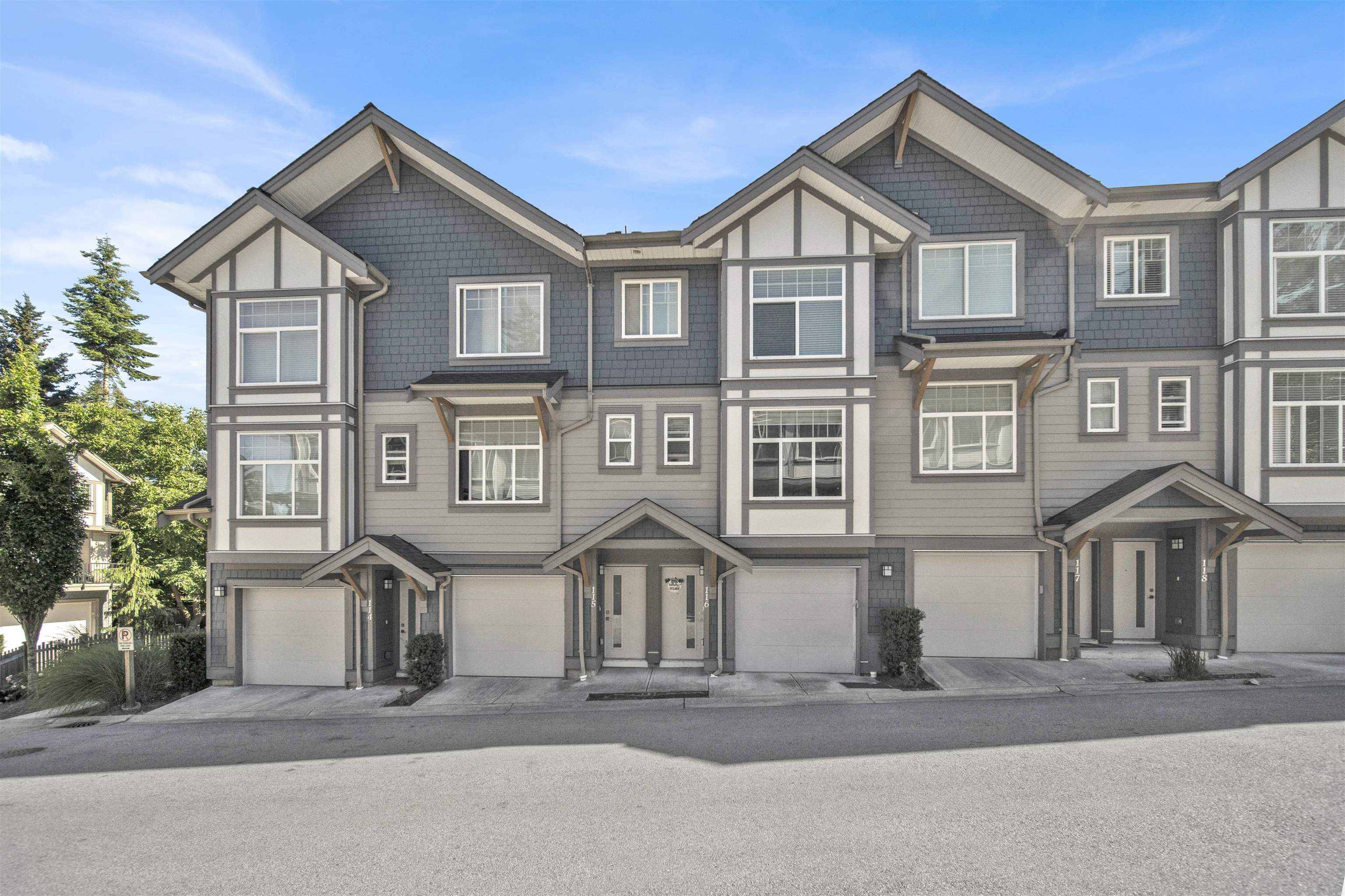 Photo de la propriété:  15170 60 Avenue 116  BC V3S 0A3 