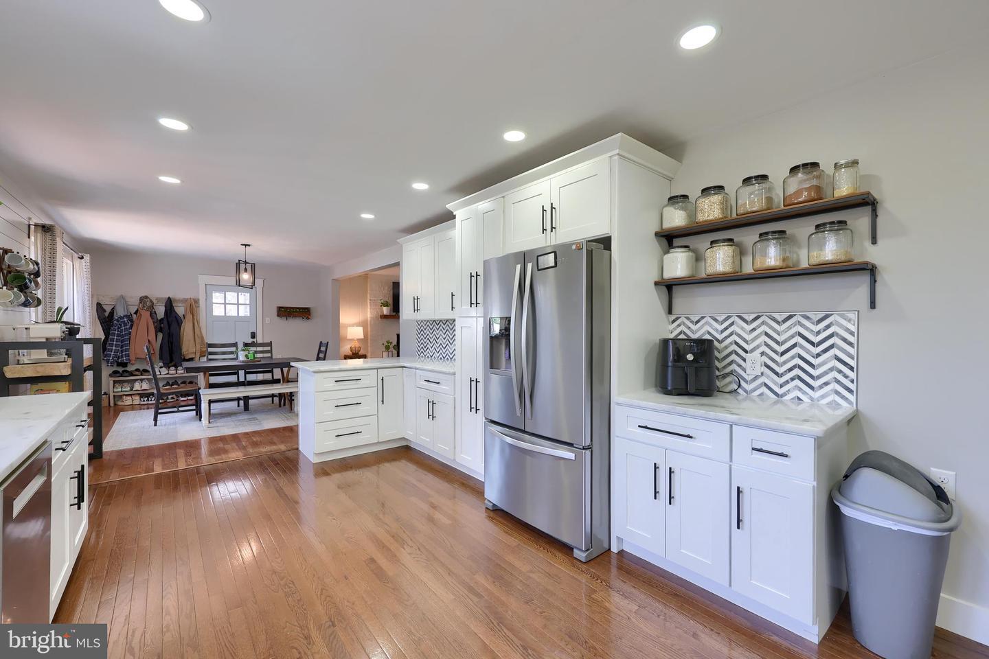 Property Photo: 1859 New Holland Pike PA 17601