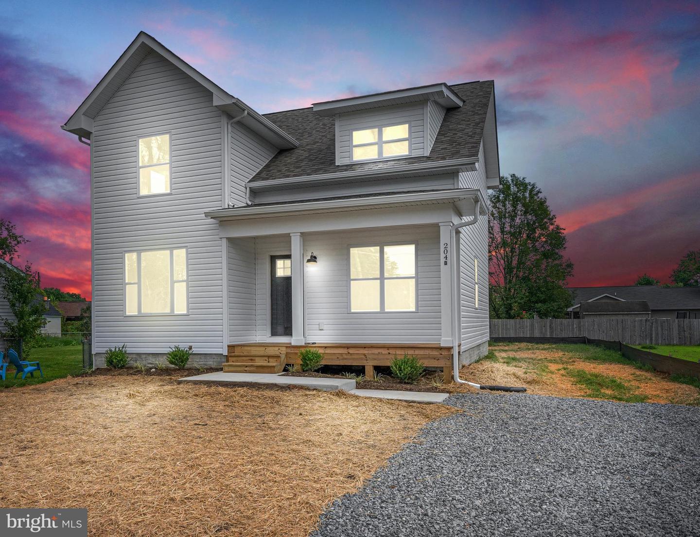 Property Photo: 204B Hamilton Street VA 22408