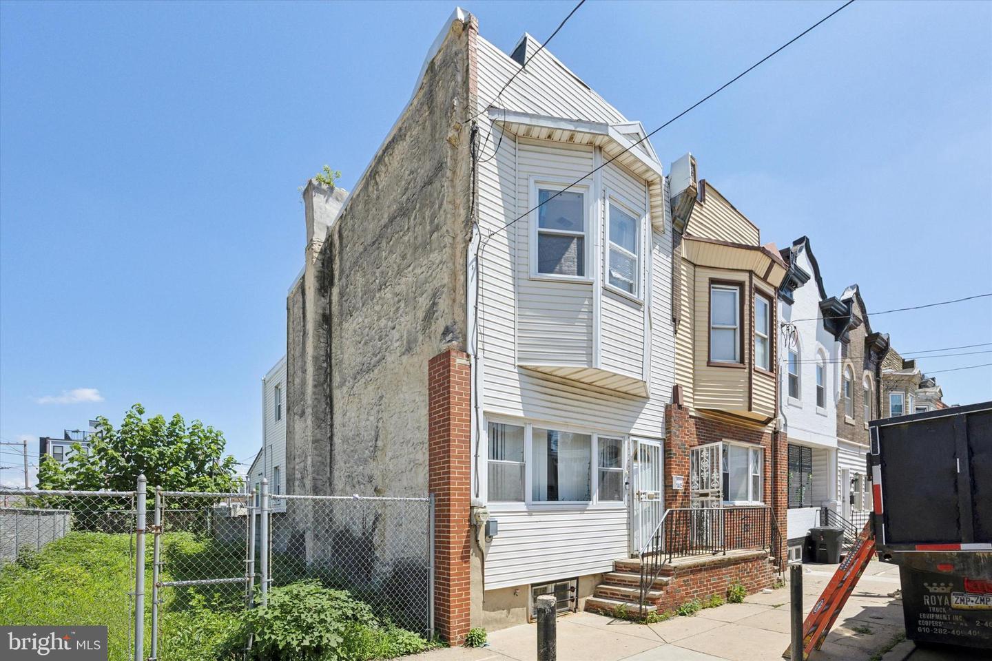 1405 S 29th Street  Philadelphia PA 19146 photo