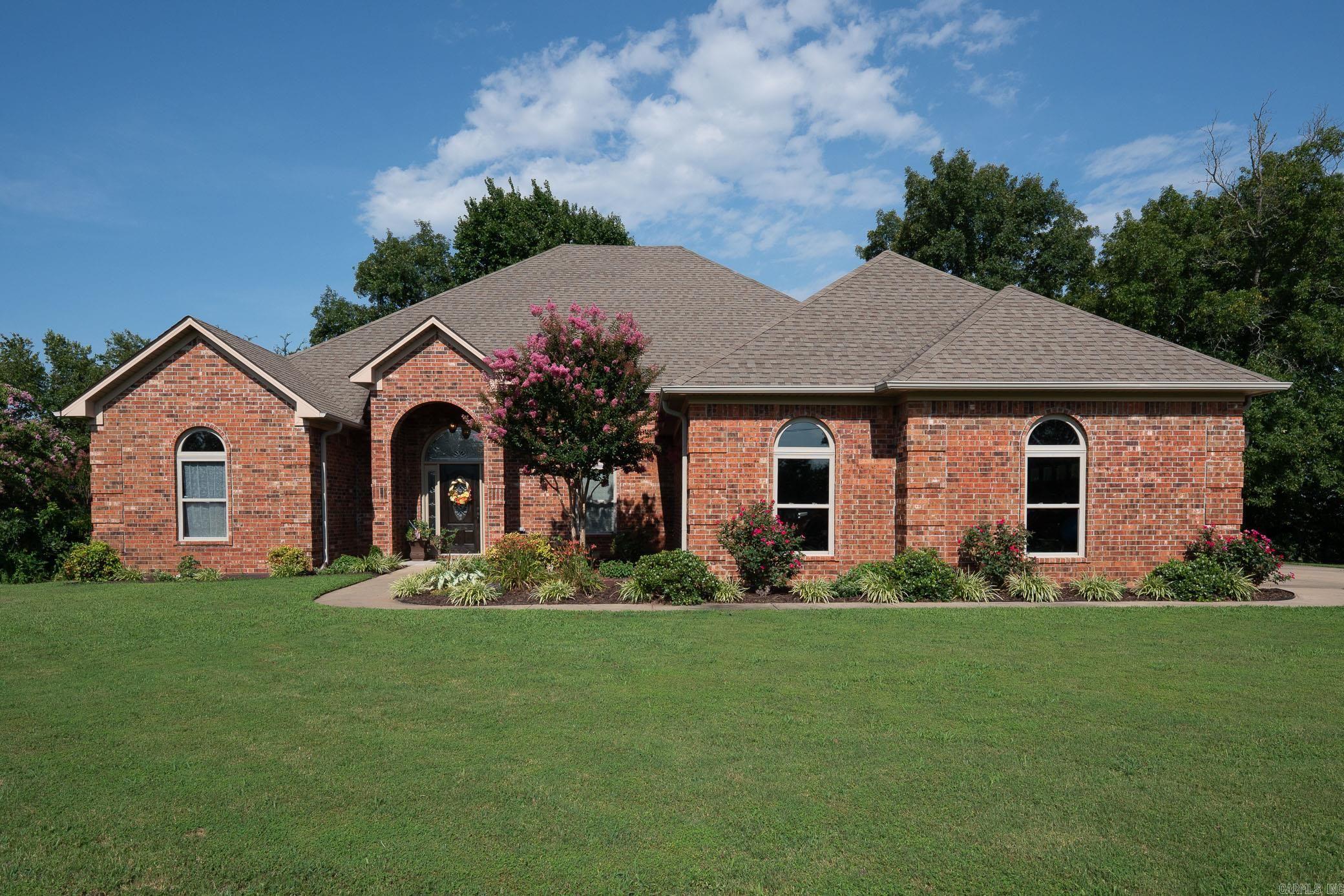 Property Photo: 13 Scenic Point AR 72058
