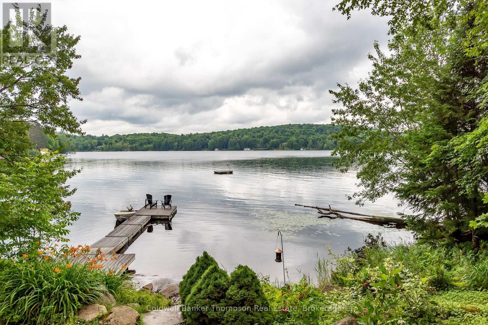 Property Photo:  18 Port Vernon Lane  ON P1H 2J2 