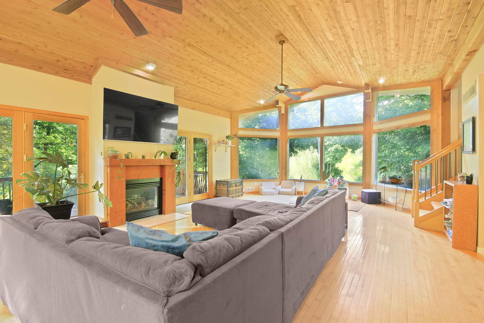 Property Photo: 4241 E Ketterer Rd MO 65202