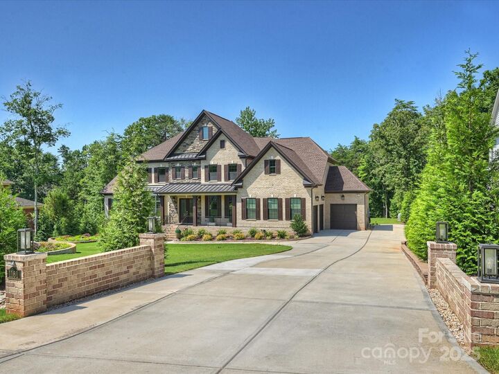 Property Photo: 1161 Trinity Ridge Parkway SC 29715