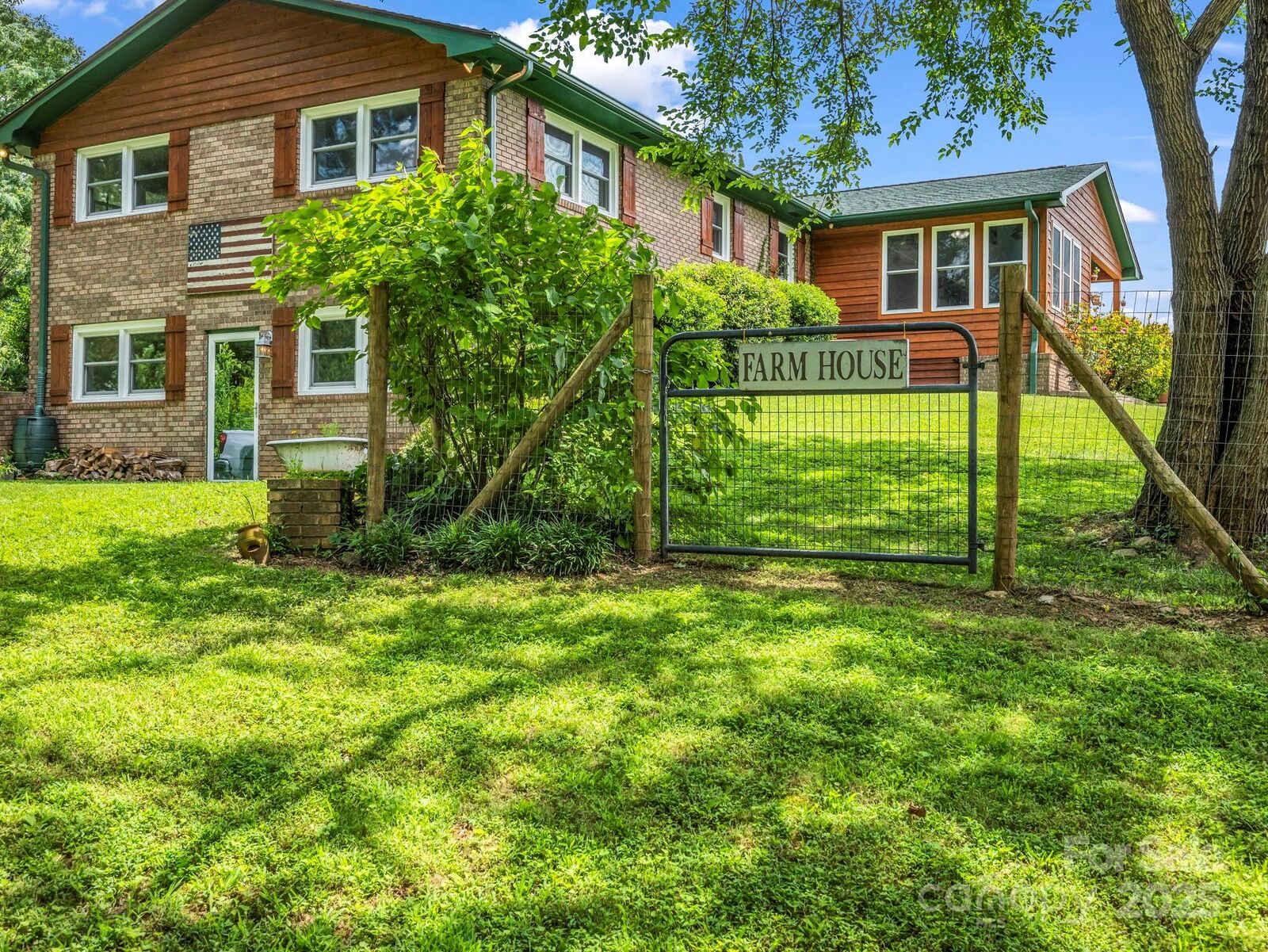 Property Photo:  61 Overbrook Drive  NC 28773 
