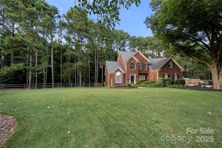 Property Photo: 6195 Hunter Lane NC 28104