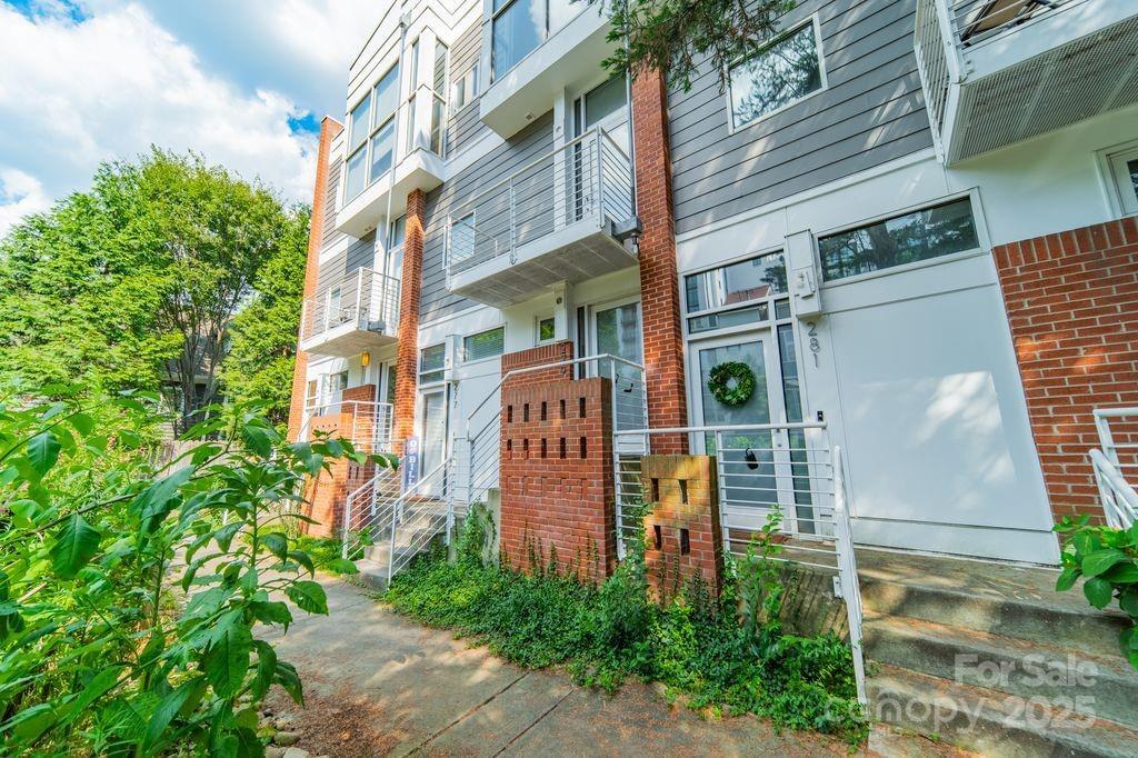 Property Photo: 279 McDonald Avenue NC 28203
