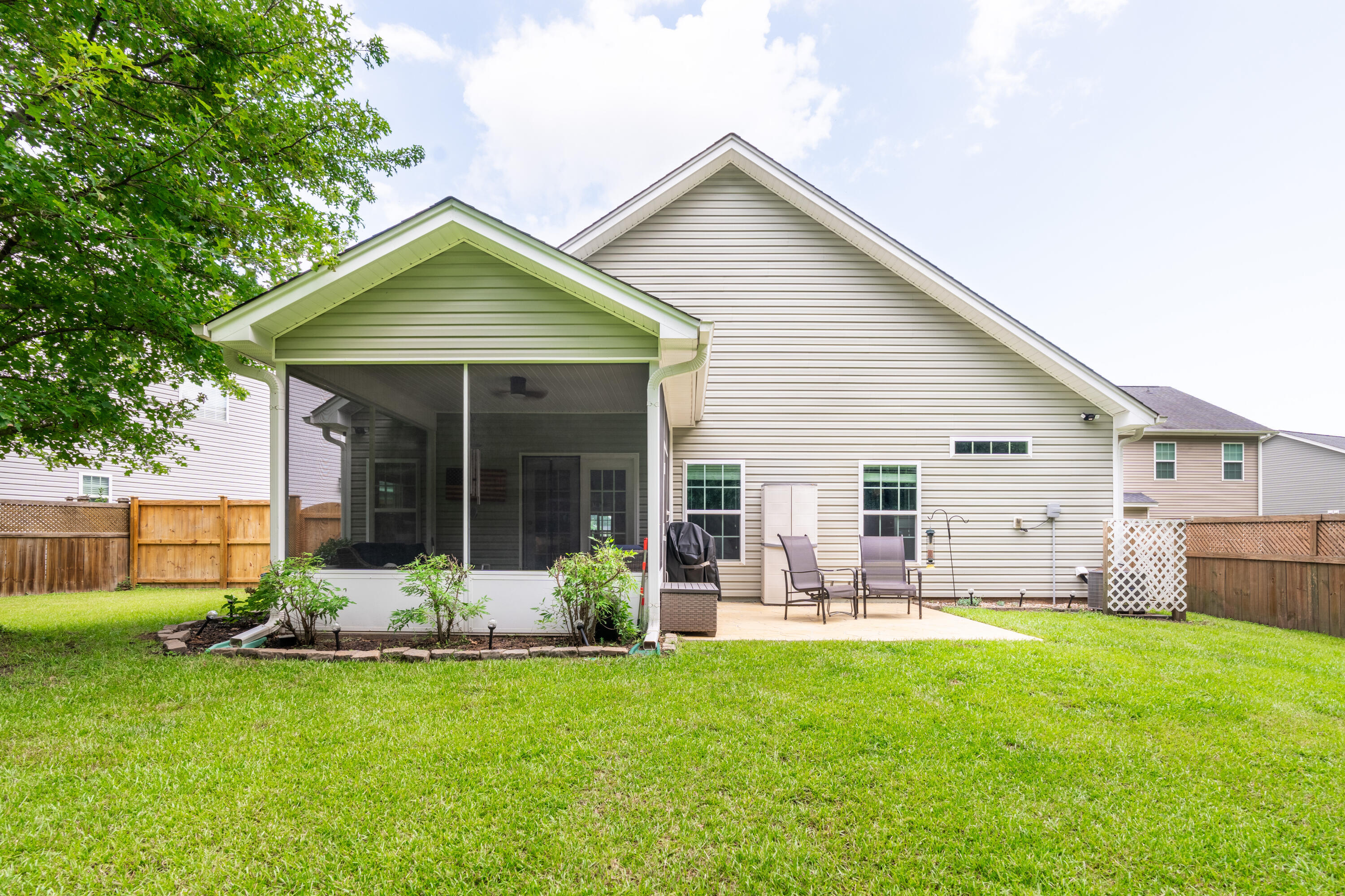 Property Photo: 505 Foxbank Plantation Boulevard SC 29461