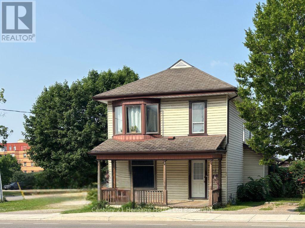 Photo de la propriété:  125 Huron Street  ON N4S 6Z6 